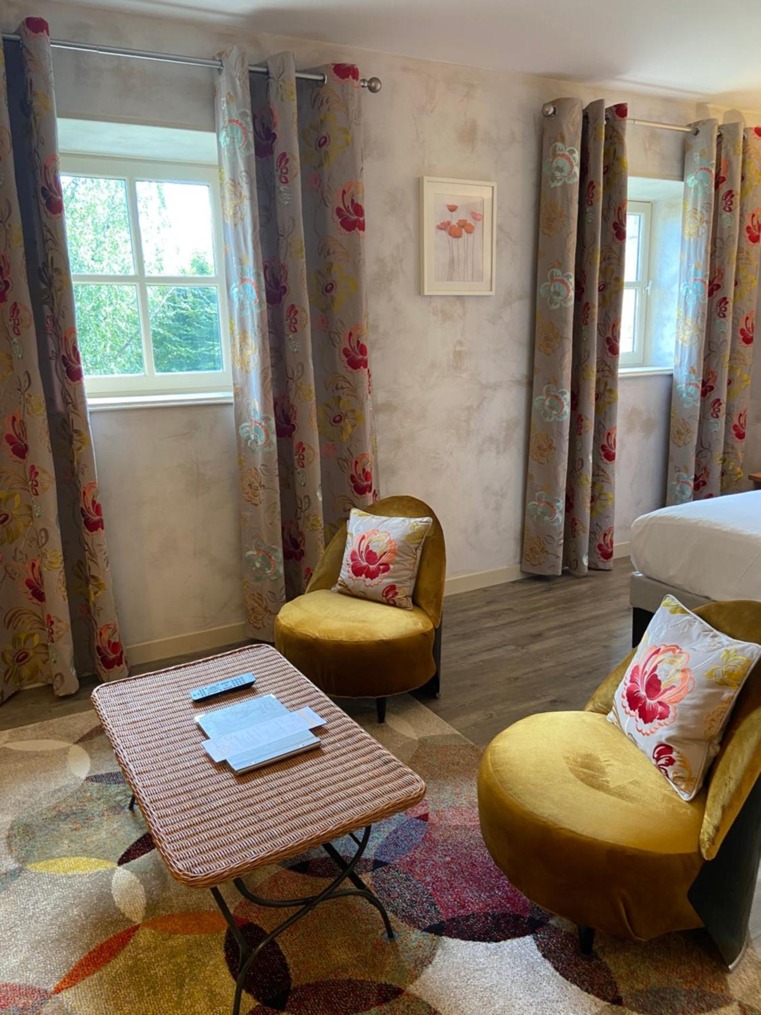 Demeures Et Chateaux L'Abbaye Caladoise - Anciennement Hostellerie Ferme Du Poulet Villefranche-sur-Saône Szoba fotó