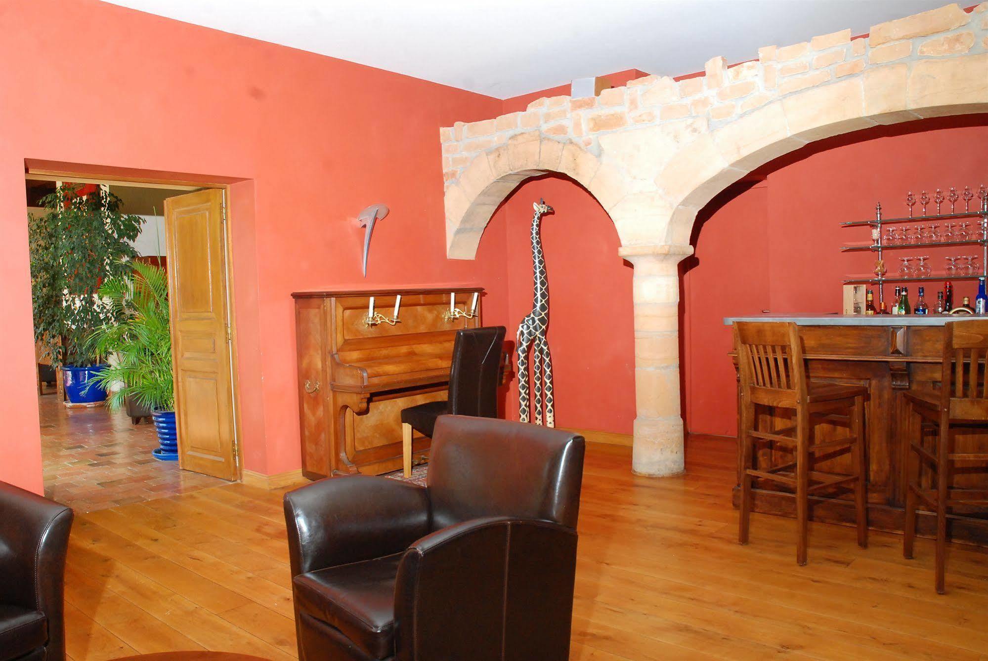 Demeures Et Chateaux L'Abbaye Caladoise - Anciennement Hostellerie Ferme Du Poulet Villefranche-sur-Saône Kültér fotó
